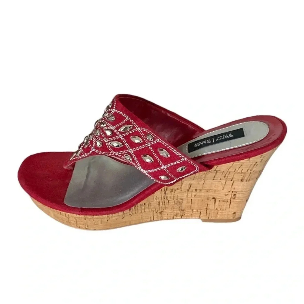 WHITE HOUSE BLACK MARKET | Kaley Red Wedges Silver Beads and Embroidery Size 10M